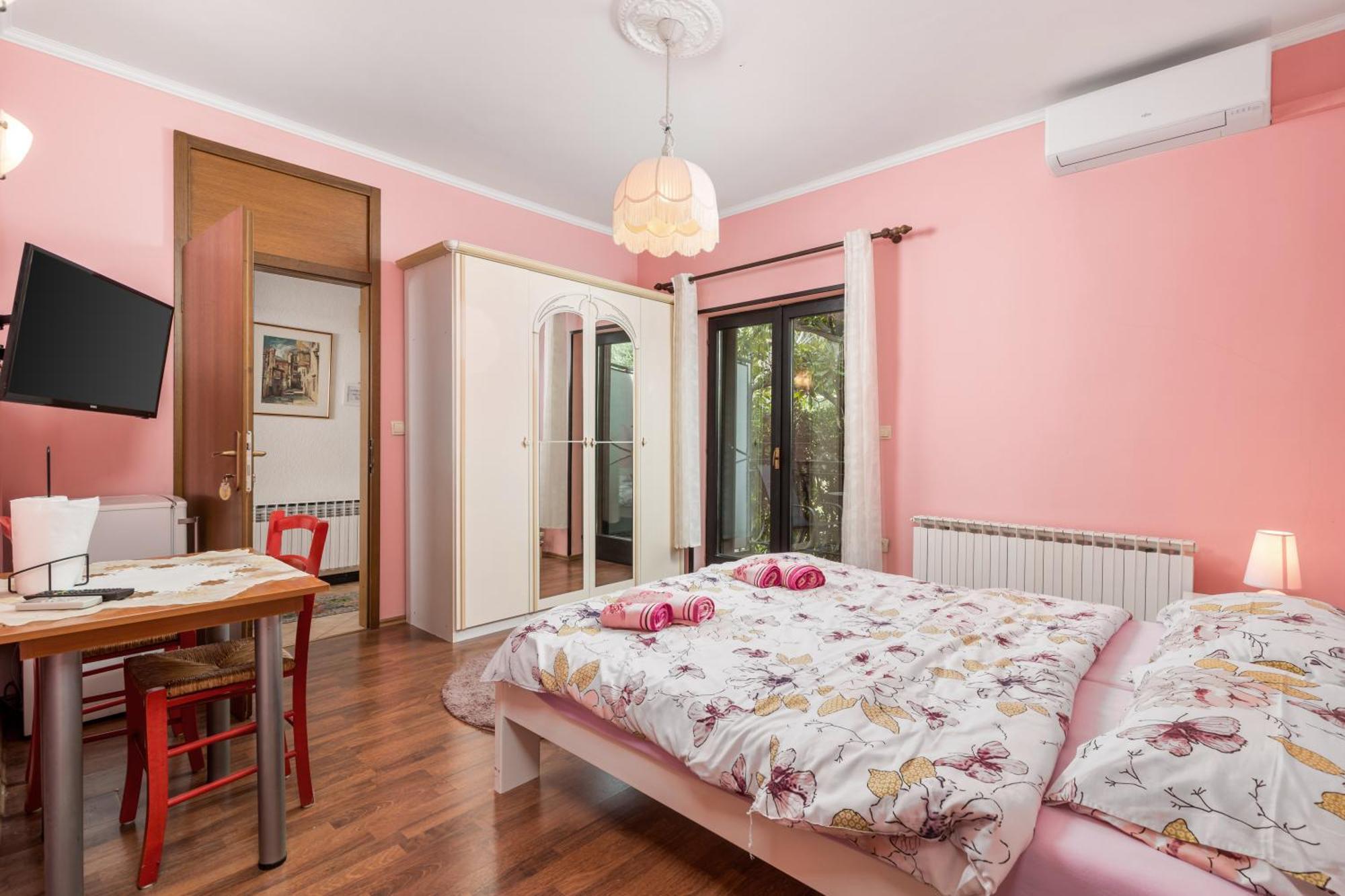 Camelia & Martina Apartments Опатия Экстерьер фото